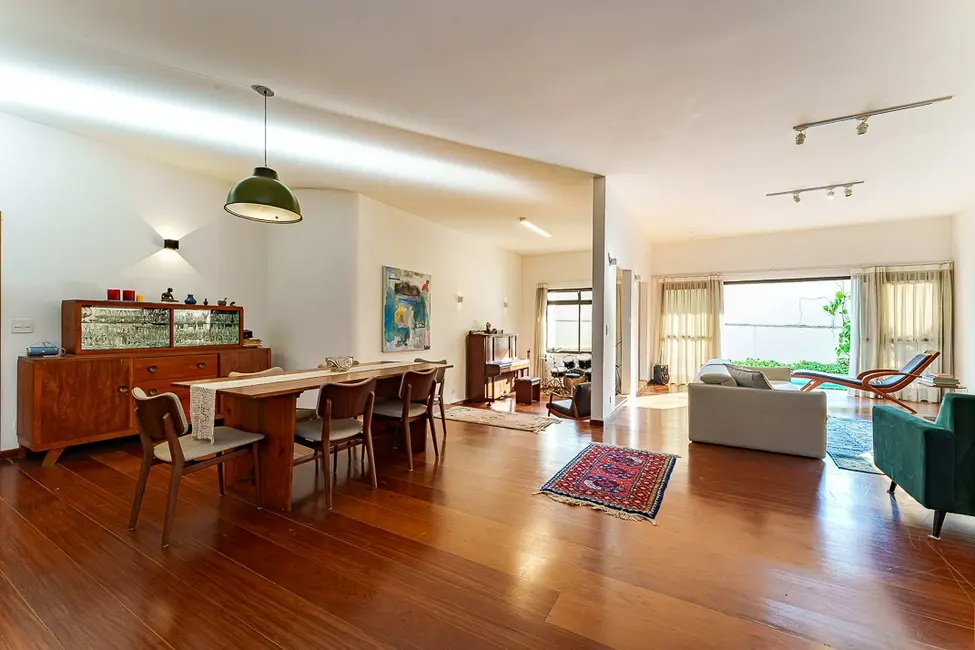 Foto 2 de Casa com 4 quartos à venda, 459m2 em Vila Tramontano, São Paulo - SP