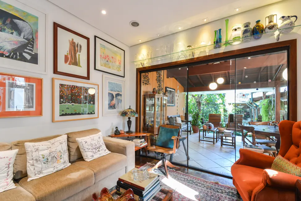 Foto 6 de Casa com 3 quartos à venda, 422m2 em Pacaembu, São Paulo - SP