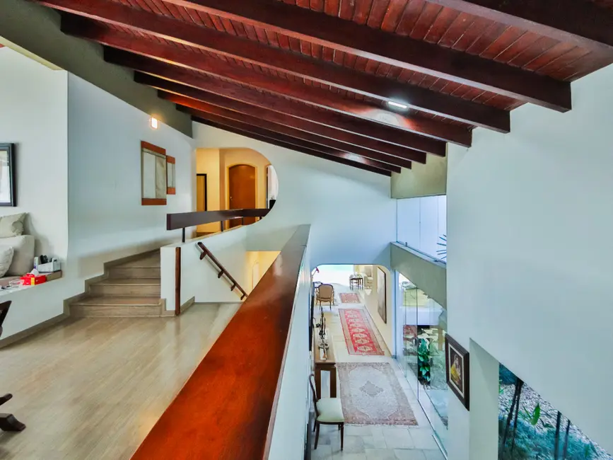 Foto 3 de Casa com 4 quartos à venda, 375m2 em Vila Tramontano, São Paulo - SP