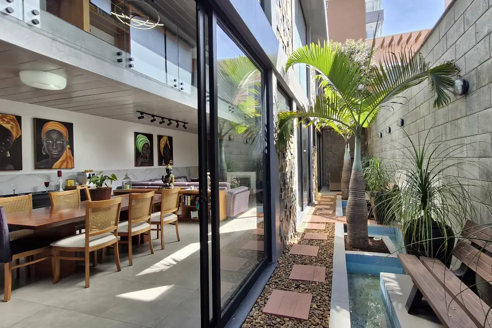 Foto 2 de Casa com 3 quartos à venda, 188m2 em Água Branca, São Paulo - SP