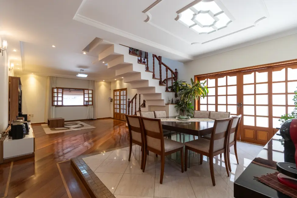 Sobrado com 3 quartos à venda, 241m2 em Vila Clementino, São Paulo - SP - imagem 5 Foto 5 de Sobrado com 3 quartos à venda, 241m2 em Vila Clementino, São Paulo - SP