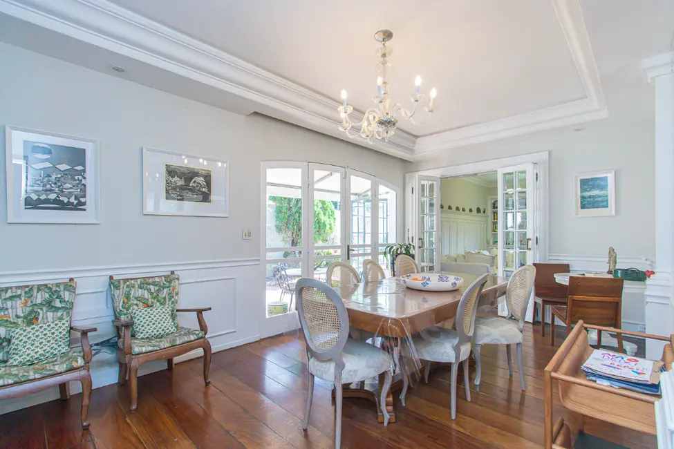 Foto 3 de Casa com 4 quartos à venda, 350m2 em Pacaembu, São Paulo - SP