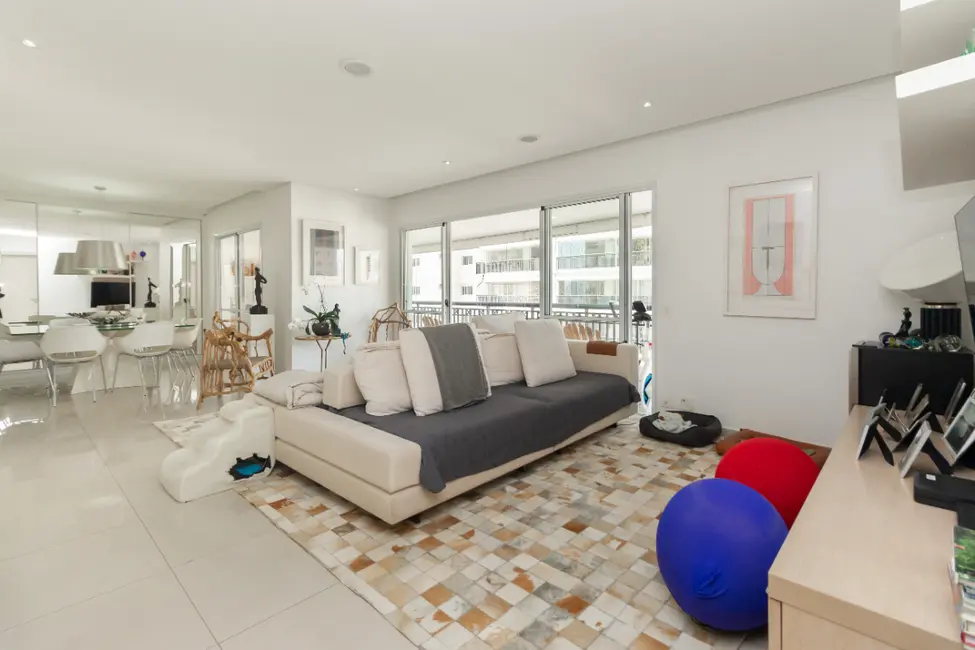 Foto 1 de Apartamento com 4 quartos à venda, 178m2 em São Paulo - SP