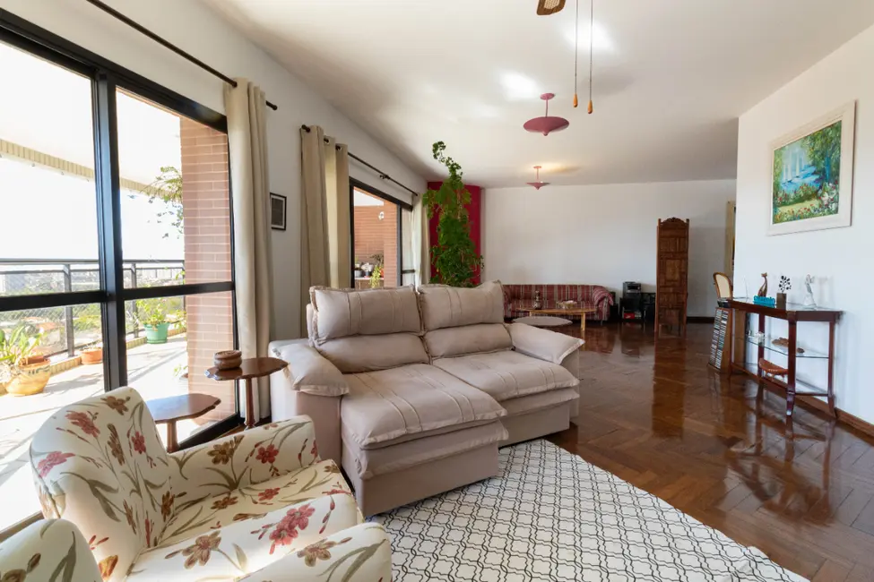 Apartamento com 4 quartos à venda, 247m2 em Alto da Lapa, São Paulo - SP - imagem 5 Foto 5 de Apartamento com 4 quartos à venda, 247m2 em Alto da Lapa, São Paulo - SP