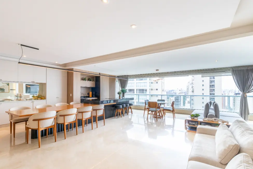 Foto 3 de Apartamento com 3 quartos à venda, 222m2 em Campo Belo, São Paulo - SP