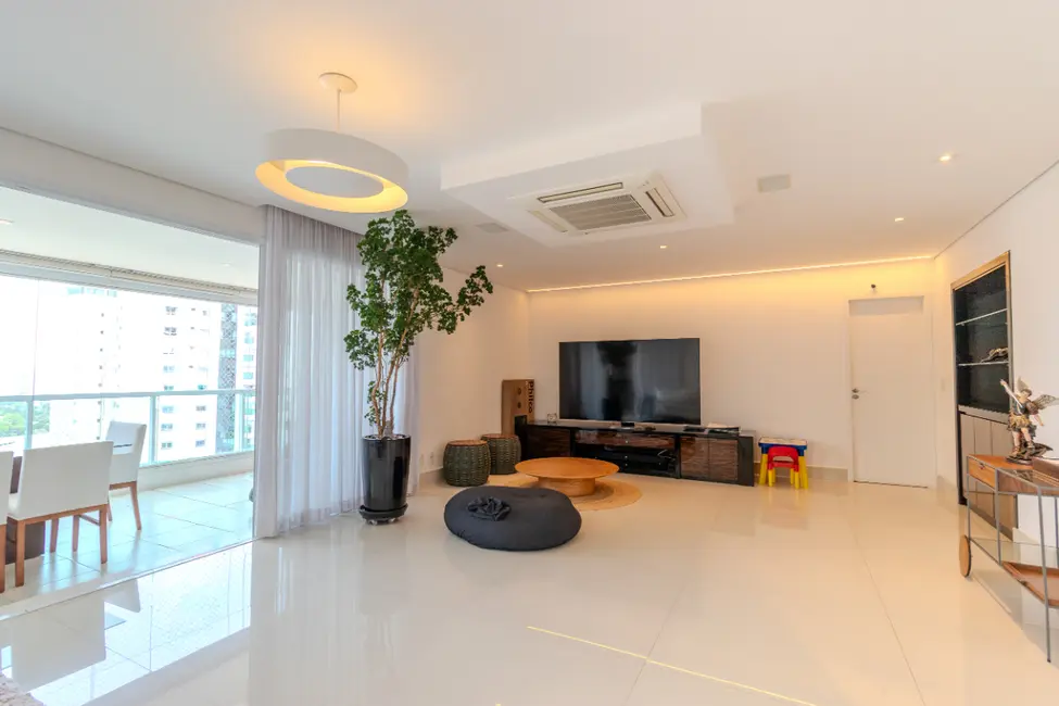 Foto 4 de Apartamento com 4 quartos à venda, 194m2 em Campo Belo, São Paulo - SP