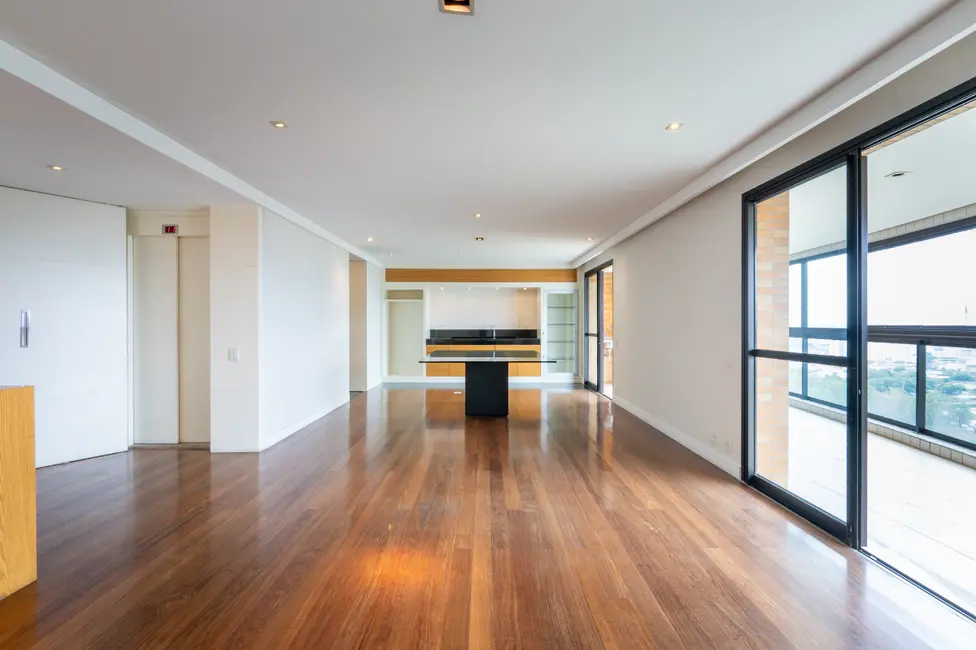 Apartamento com 3 quartos à venda, 192m2 em São Paulo - SP - imagem 3 Foto 3 de Apartamento com 3 quartos à venda, 192m2 em São Paulo - SP