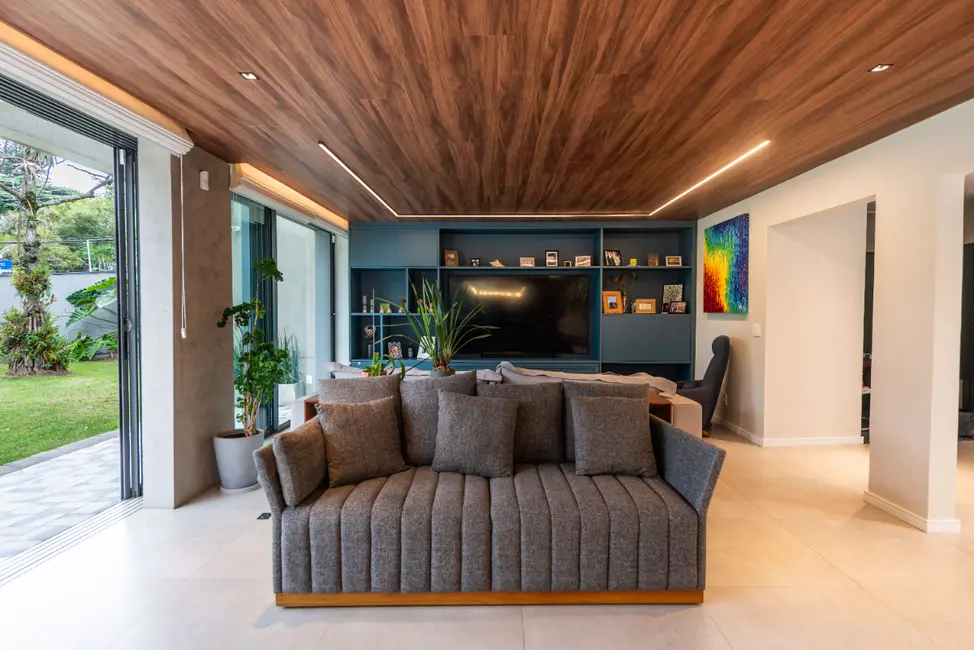 Casa com 5 quartos à venda, 377m2 em Pinheiros, São Paulo - SP - imagem 9 Foto 9 de Casa com 5 quartos à venda, 377m2 em Pinheiros, São Paulo - SP