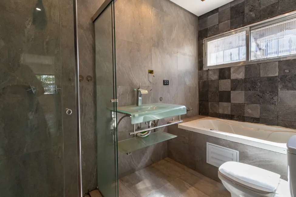 Foto 4 de Casa com 3 quartos à venda, 190m2 em Moema, São Paulo - SP