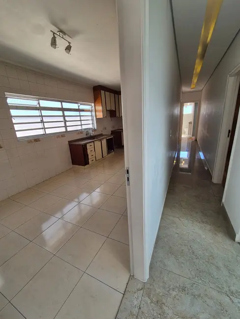 Foto 9 de Casa com 4 quartos à venda, 289m2 em Vila Mangalot, São Paulo - SP
