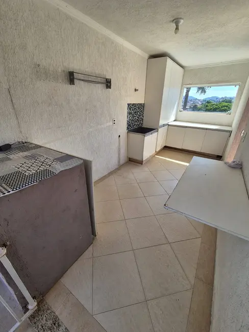 Foto 6 de Casa com 4 quartos à venda, 289m2 em Vila Mangalot, São Paulo - SP