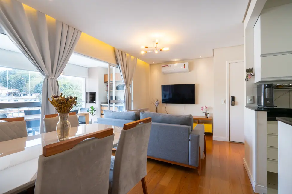 Foto 6 de Apartamento com 3 quartos para alugar, 96m2 em Jardim Vazani, São Paulo - SP