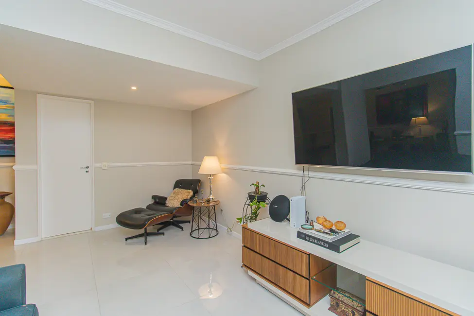 Foto 2 de Apartamento com 4 quartos à venda, 125m2 em Vila Isa, São Paulo - SP