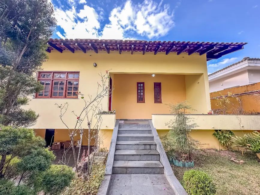 Foto 1 de Casa de Vila com 4 quartos à venda, 352m2 em Parque dos Príncipes, São Paulo - SP