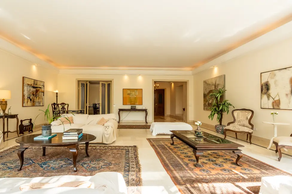 Apartamento com 5 quartos à venda, 446m2 em Higienópolis, São Paulo - SP - imagem 8 Foto 8 de Apartamento com 5 quartos à venda, 446m2 em Higienópolis, São Paulo - SP