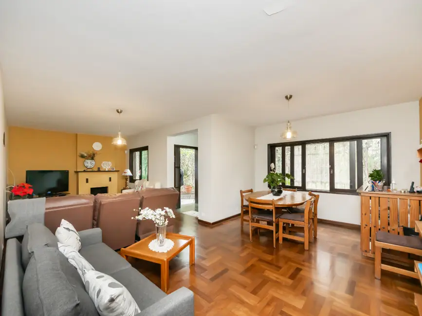 Casa com 3 quartos à venda, 257m2 em Jardim Prudência, São Paulo - SP - imagem 1 Foto 1 de Casa com 3 quartos à venda, 257m2 em Jardim Prudência, São Paulo - SP