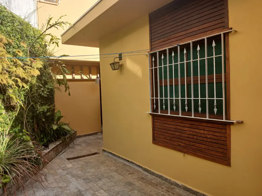 Casa com 3 quartos à venda, 257m2 em Jardim Prudência, São Paulo - SP - imagem 6 Foto 6 de Casa com 3 quartos à venda, 257m2 em Jardim Prudência, São Paulo - SP