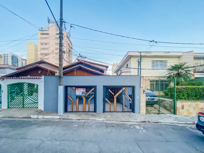 Casa com 4 quartos à venda, 194m2 em Vila Clementino, São Paulo - SP - imagem 2 Foto 2 de Casa com 4 quartos à venda, 194m2 em Vila Clementino, São Paulo - SP