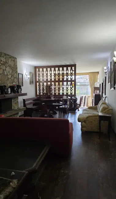 Sobrado com 5 quartos à venda, 300m2 em Santo Amaro, São Paulo - SP - imagem 3 Foto 3 de Sobrado com 5 quartos à venda, 300m2 em Santo Amaro, São Paulo - SP