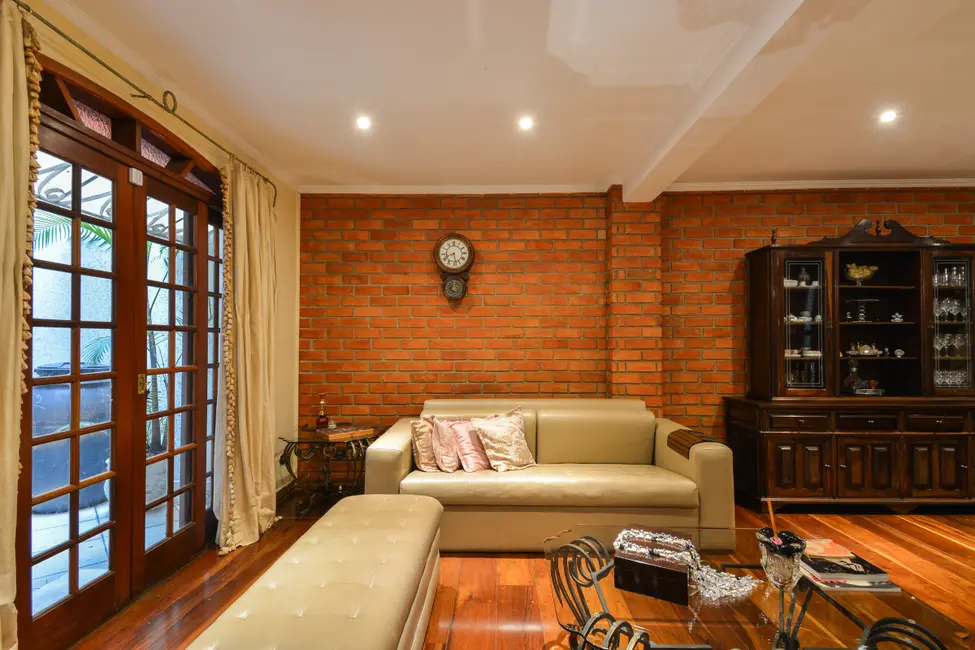 Casa de Condomínio com 3 quartos para alugar, 300m2 em Cambuci, São Paulo - SP - imagem 7 Foto 7 de Casa de Condomínio com 3 quartos para alugar, 300m2 em Cambuci, São Paulo - SP