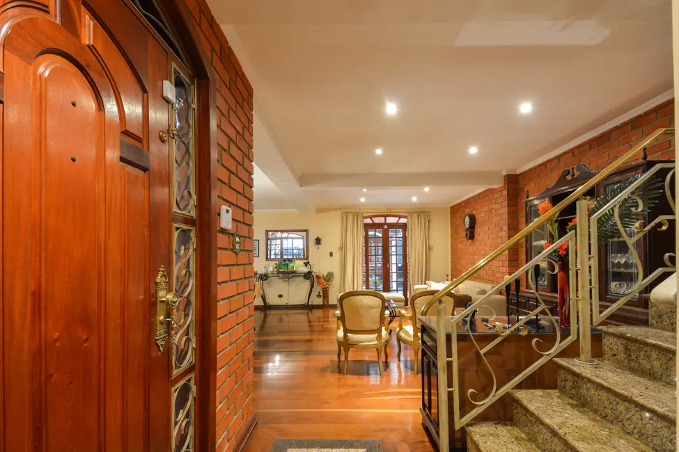 Casa de Condomínio com 3 quartos para alugar, 300m2 em Cambuci, São Paulo - SP - imagem 3 Foto 3 de Casa de Condomínio com 3 quartos para alugar, 300m2 em Cambuci, São Paulo - SP