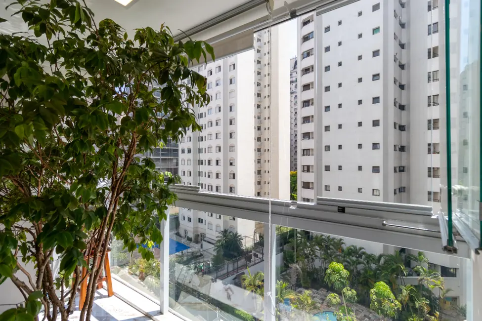 Foto 8 de Apartamento com 2 quartos à venda, 95m2 em Vila Nova Conceição, São Paulo - SP