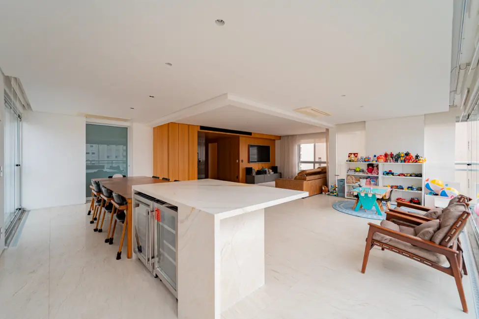 Foto 6 de Apartamento com 3 quartos à venda, 220m2 em Campo Belo, São Paulo - SP