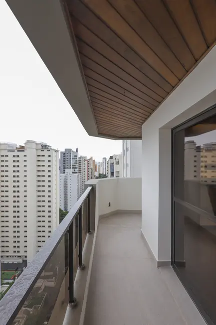 Apartamento com 4 quartos à venda, 200m2 em Moema, São Paulo - SP - imagem 9 Foto 9 de Apartamento com 4 quartos à venda, 200m2 em Moema, São Paulo - SP