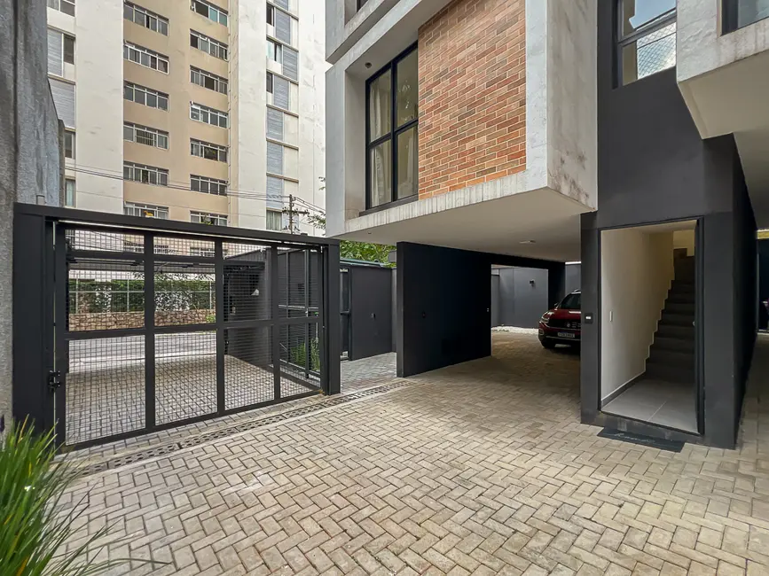 Casa de Condomínio com 2 quartos à venda, 180m2 em Higienópolis, São Paulo - SP - imagem 2 Foto 2 de Casa de Condomínio com 2 quartos à venda, 180m2 em Higienópolis, São Paulo - SP