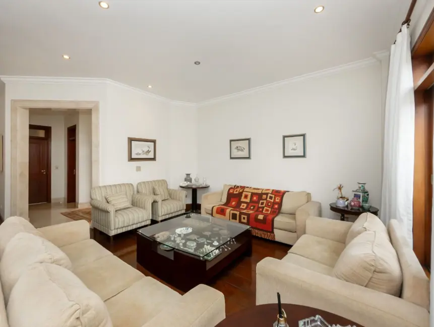 Sobrado com 4 quartos à venda, 600m2 em Morumbi, São Paulo - SP - imagem 3 Foto 3 de Sobrado com 4 quartos à venda, 600m2 em Morumbi, São Paulo - SP