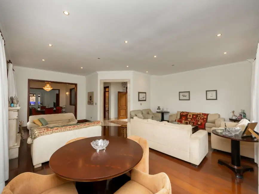 Sobrado com 4 quartos à venda, 600m2 em Morumbi, São Paulo - SP - imagem 4 Foto 4 de Sobrado com 4 quartos à venda, 600m2 em Morumbi, São Paulo - SP