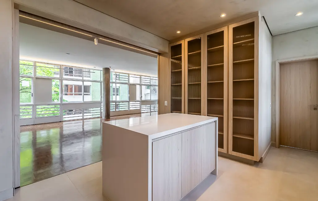 Foto 8 de Apartamento com 3 quartos à venda, 201m2 em Jardins, São Paulo - SP