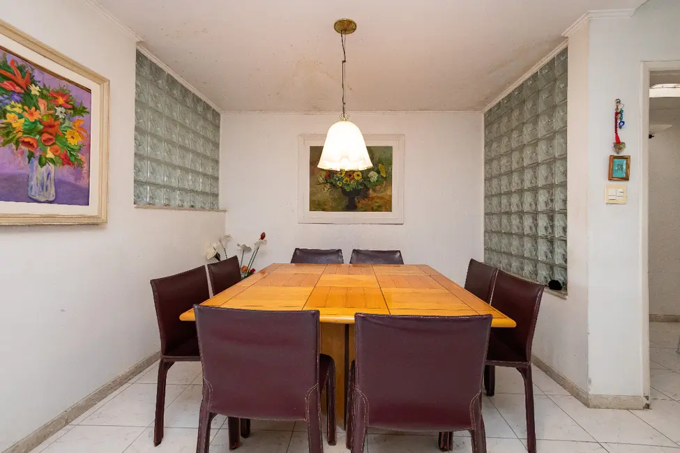 Sobrado com 5 quartos à venda, 256m2 em Vila Madalena, São Paulo - SP - imagem 3 Foto 3 de Sobrado com 5 quartos à venda, 256m2 em Vila Madalena, São Paulo - SP