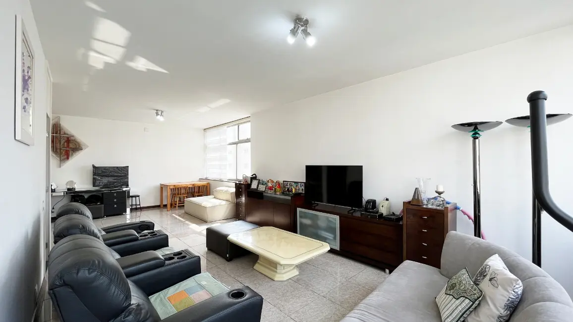 Foto 3 de Apartamento com 3 quartos à venda, 178m2 em Santa Cecília, São Paulo - SP