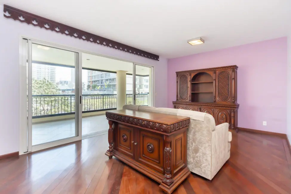 Apartamento com 4 quartos à venda, 214m2 em Sumaré, São Paulo - SP - imagem 8 Foto 8 de Apartamento com 4 quartos à venda, 214m2 em Sumaré, São Paulo - SP