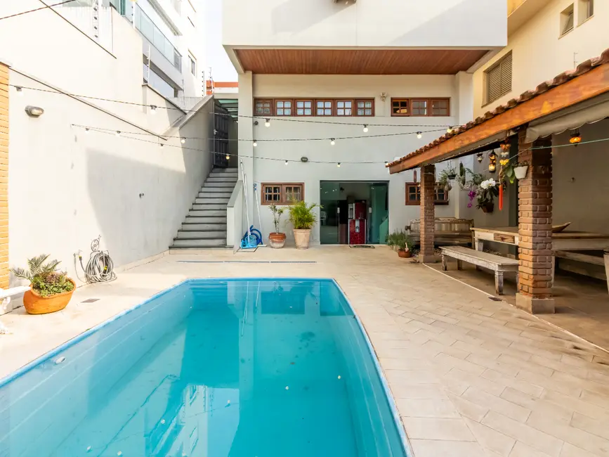 Foto 1 de Sobrado com 4 quartos à venda, 220m2 em Saúde, São Paulo - SP