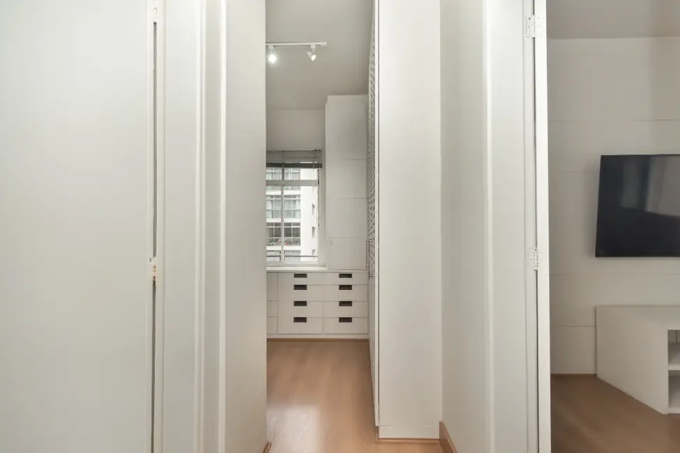 Foto 2 de Apartamento com 4 quartos à venda, 200m2 em Bela Vista, São Paulo - SP