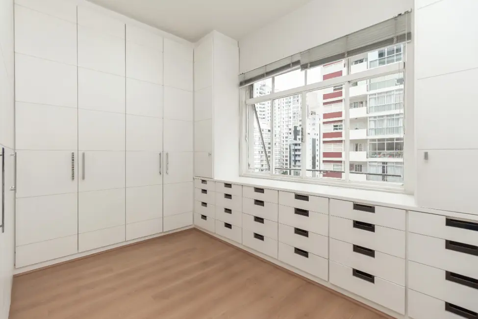 Foto 4 de Apartamento com 4 quartos à venda, 200m2 em Bela Vista, São Paulo - SP