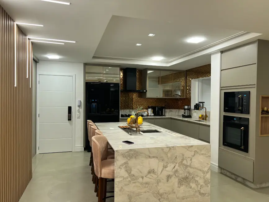 Cobertura com 3 quartos à venda, 350m2 em São Paulo - SP - imagem 1 Foto 1 de Cobertura com 3 quartos à venda, 350m2 em São Paulo - SP