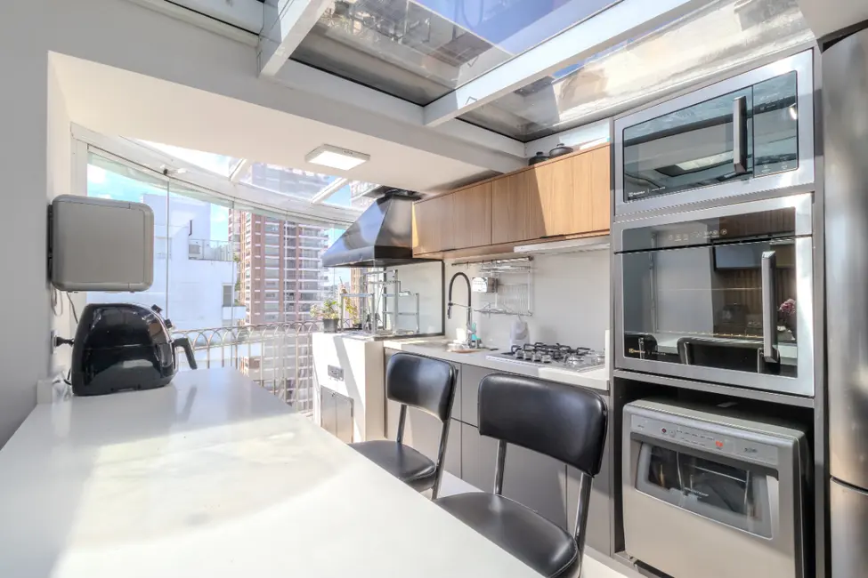 Cobertura com 2 quartos à venda, 100m2 em Itaim Bibi, São Paulo - SP - imagem 7 Foto 7 de Cobertura com 2 quartos à venda, 100m2 em Itaim Bibi, São Paulo - SP