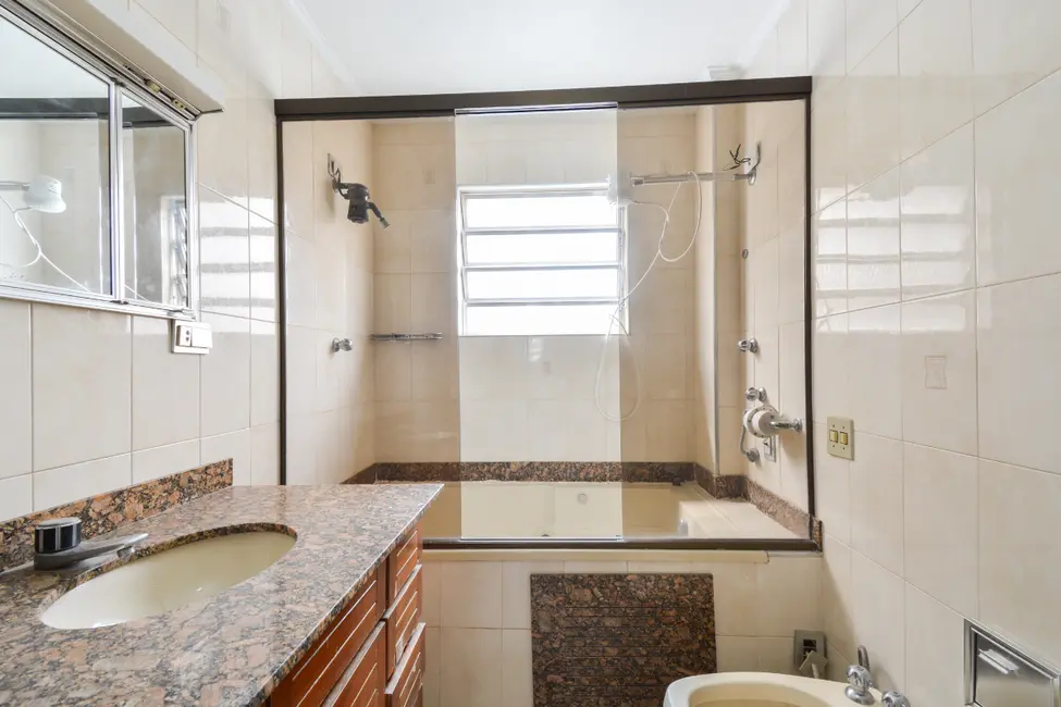 Apartamento com 2 quartos para alugar, 82m2 em Aclimação, São Paulo - SP - imagem 9 Foto 9 de Apartamento com 2 quartos para alugar, 82m2 em Aclimação, São Paulo - SP