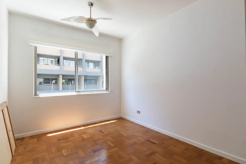 Foto 2 de Apartamento com 3 quartos à venda, 85m2 em Vila Nova Conceição, São Paulo - SP