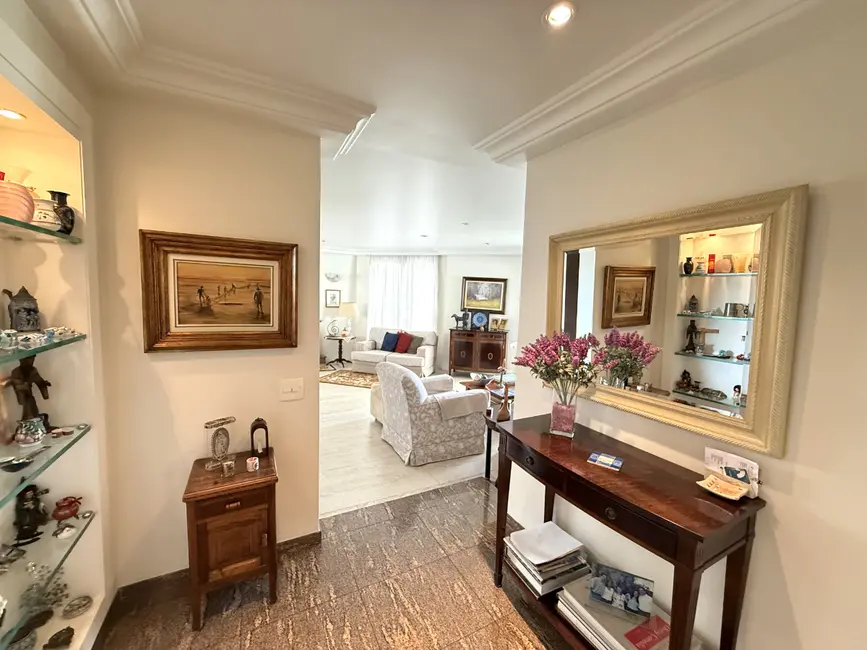 Apartamento com 4 quartos à venda, 205m2 em Perdizes, São Paulo - SP - imagem 2 Foto 2 de Apartamento com 4 quartos à venda, 205m2 em Perdizes, São Paulo - SP