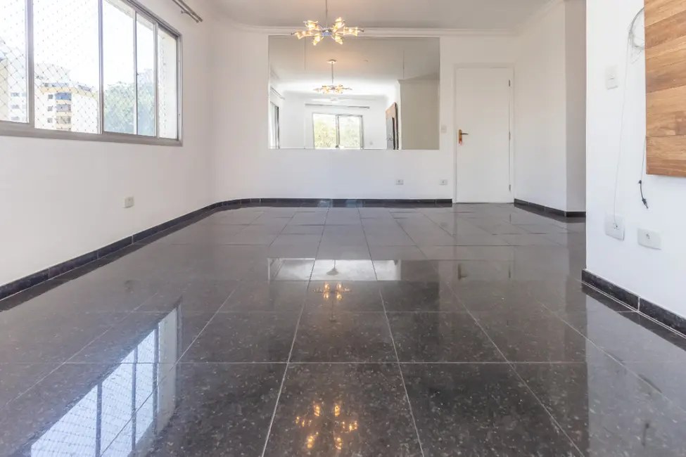 Apartamento com 3 quartos para alugar, 104m2 em Vila Andrade, São Paulo - SP - imagem 3 Foto 3 de Apartamento com 3 quartos para alugar, 104m2 em Vila Andrade, São Paulo - SP