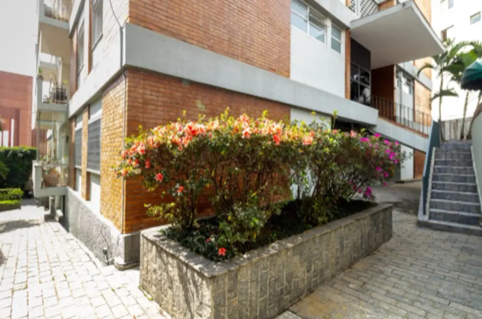 Foto 3 de Apartamento com 2 quartos à venda, 104m2 em Aclimação, São Paulo - SP