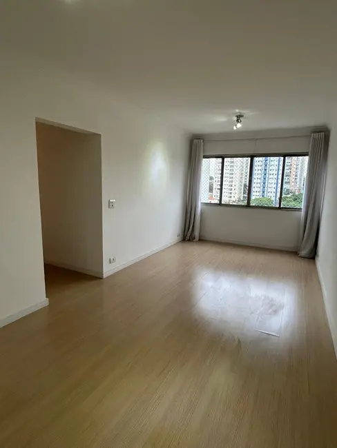 Foto 2 de Apartamento com 2 quartos à venda, 66m2 em São Paulo - SP