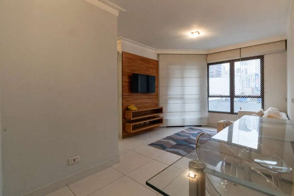 Foto 1 de Apartamento com 2 quartos para alugar, 50m2 em Vila Nova Conceição, São Paulo - SP