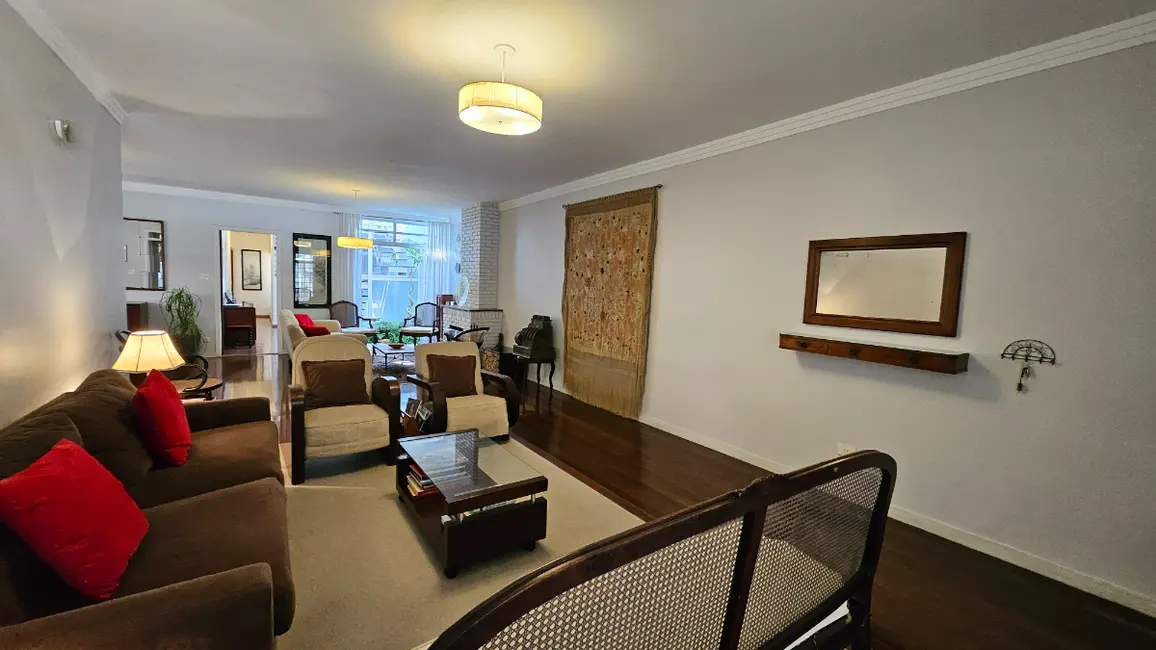 Foto 4 de Casa com 3 quartos à venda, 372m2 em Vila Cordeiro, São Paulo - SP