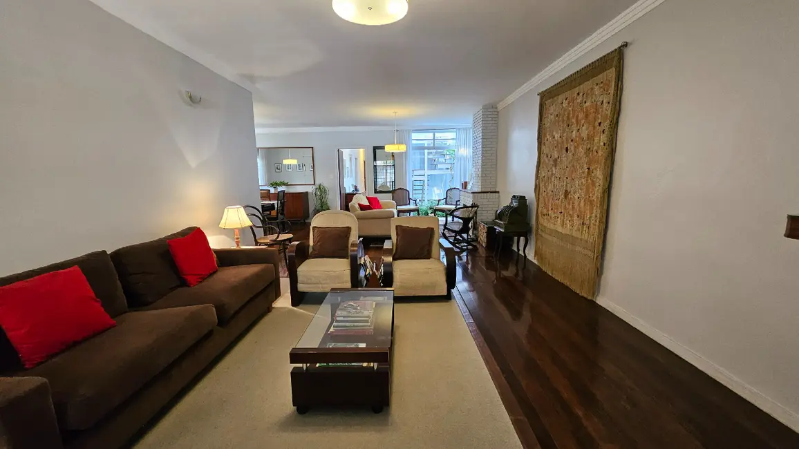 Foto 2 de Casa com 3 quartos à venda, 372m2 em Vila Cordeiro, São Paulo - SP