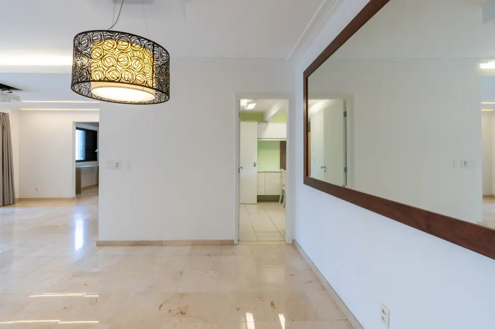 Foto 5 de Apartamento com 3 quartos à venda, 165m2 em Vila Nova Conceição, São Paulo - SP